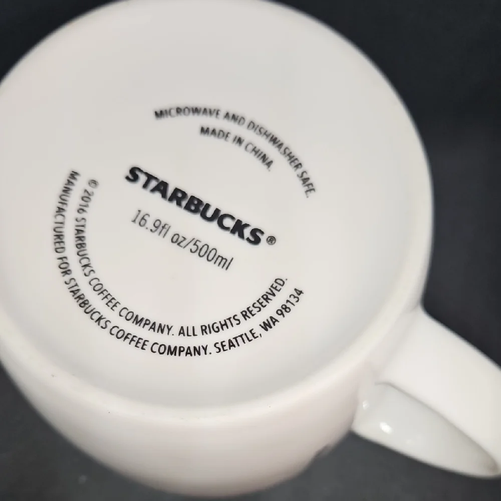 STARBUCKS 2016 